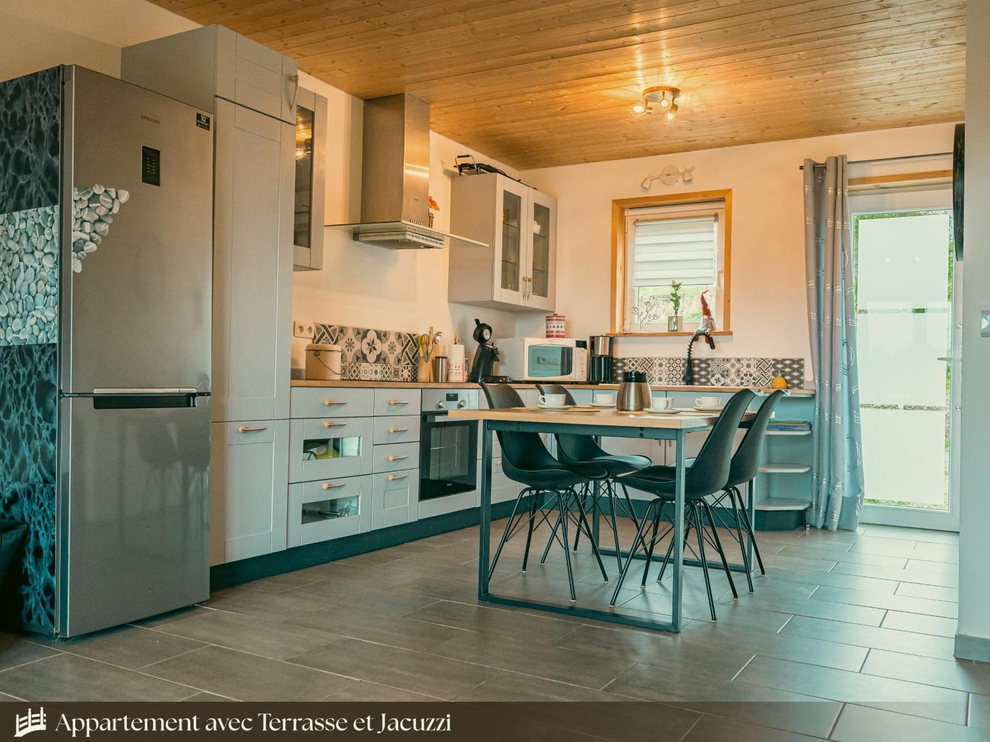Les Appartements Du Pont Alsort Froid-Chapelle Eksteriør billede